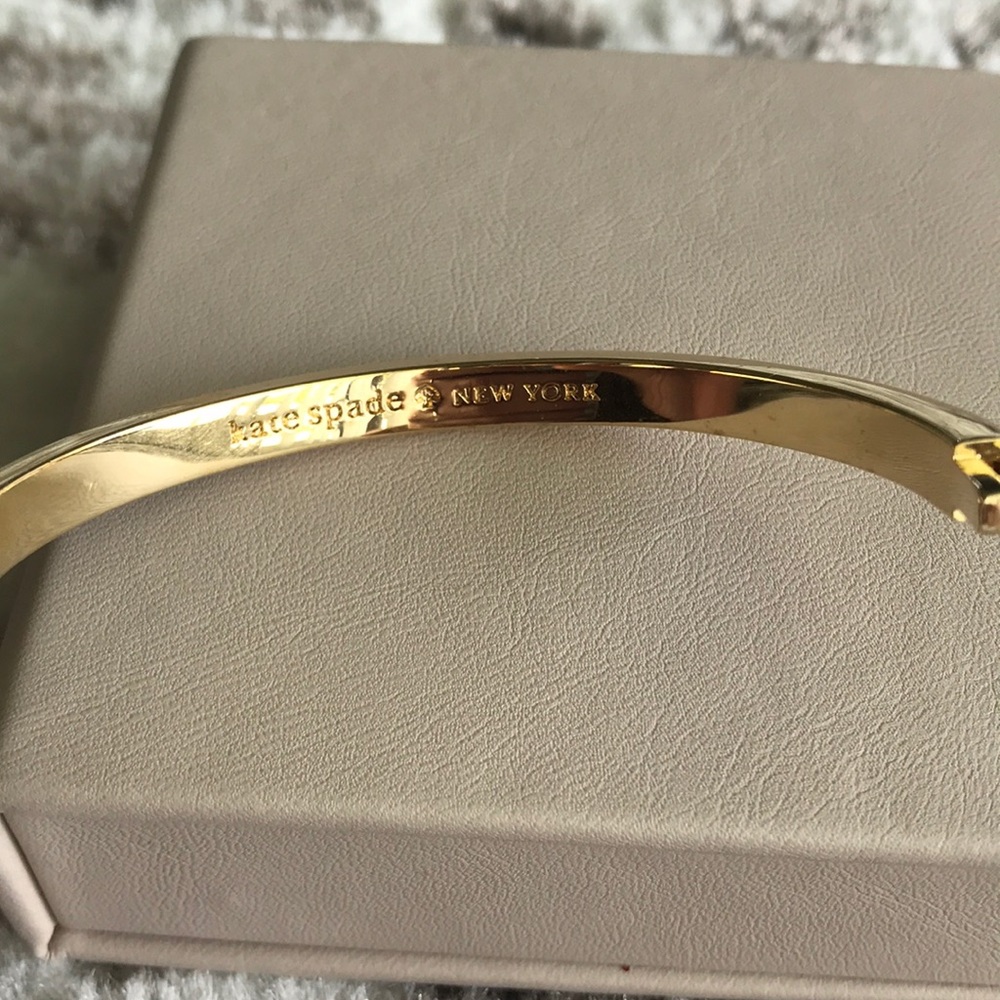 Kate Spade Bangle🌞 - Picture 5 of 5